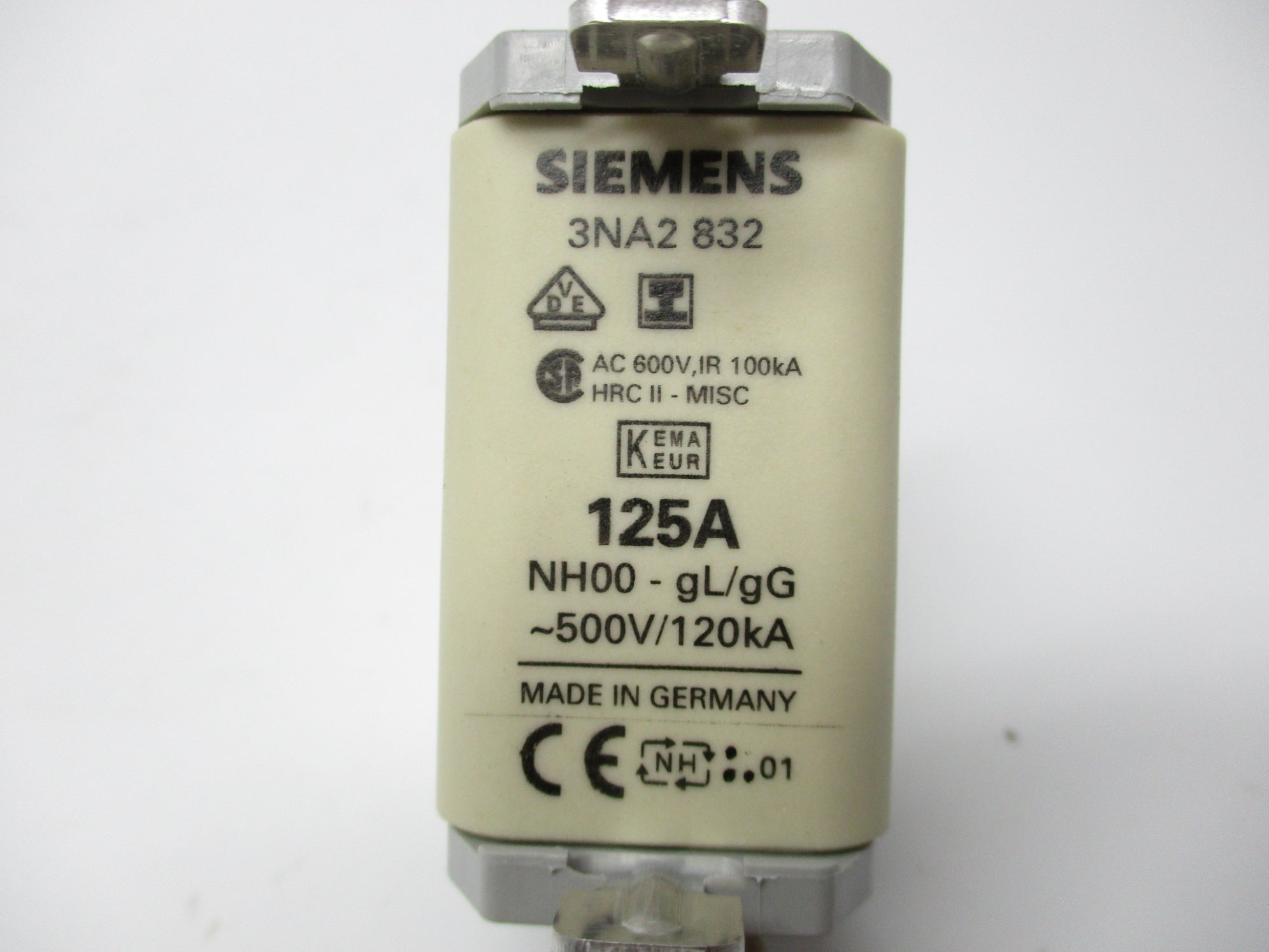 SIEMENS 3NA2-832 (PKG OF 3) NSMP