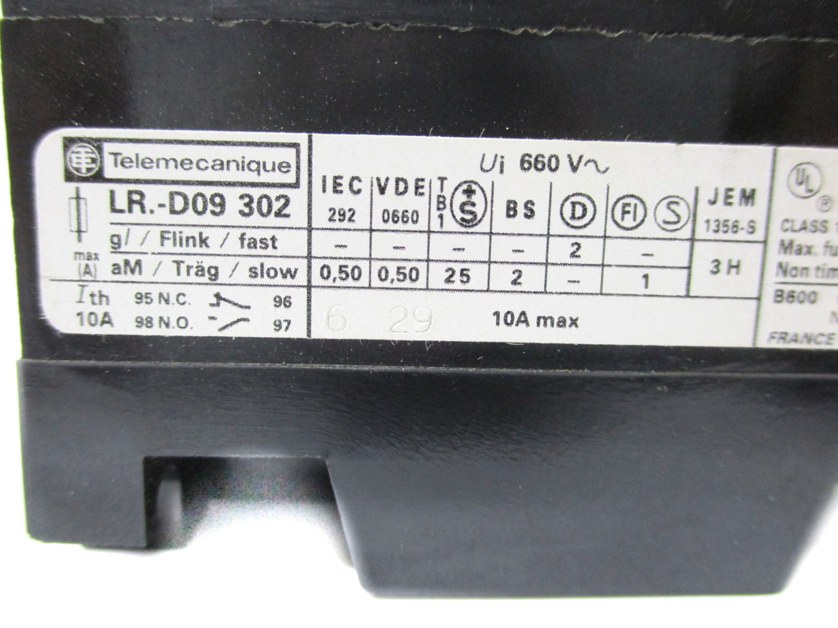 TELEMECANIQUE LR1-D09302 660V 10A NSMP