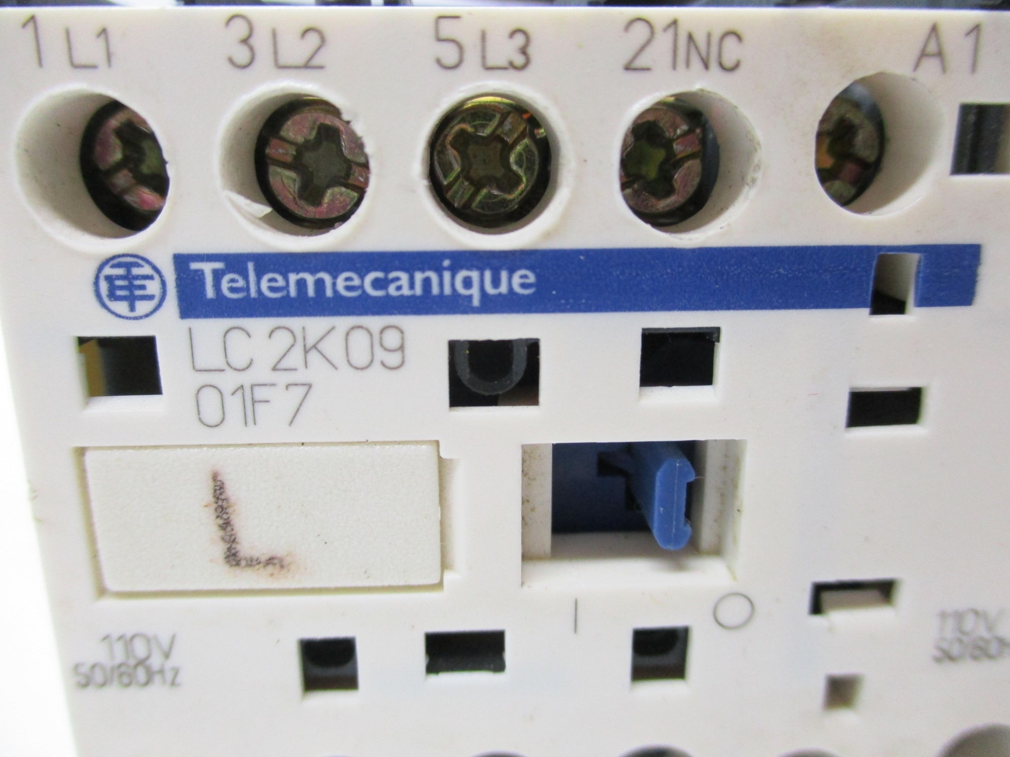 TELEMECANIQUE LC2K0901F7 5000V NSNP