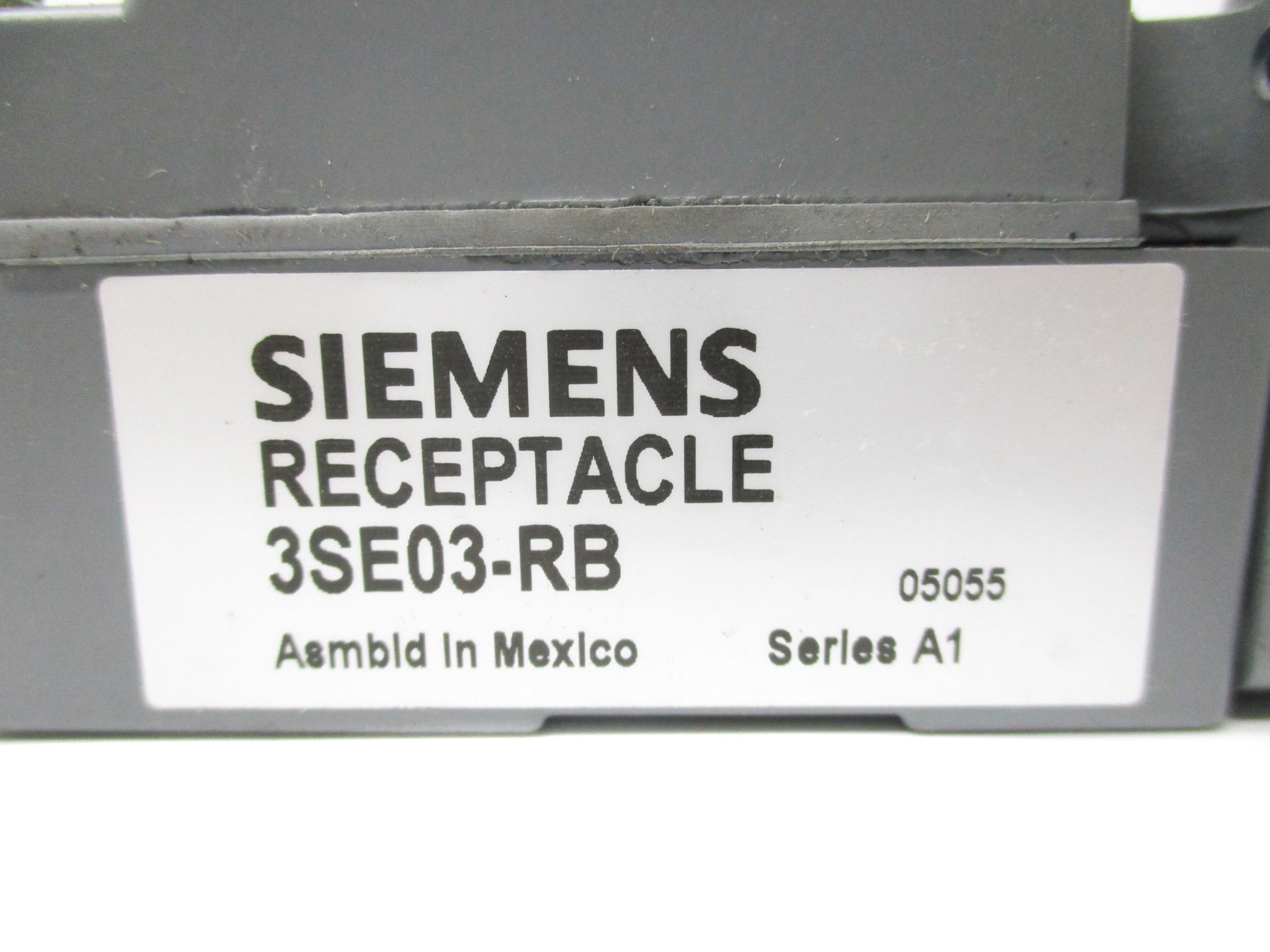 SIEMENS 3SE03-RB NSNP