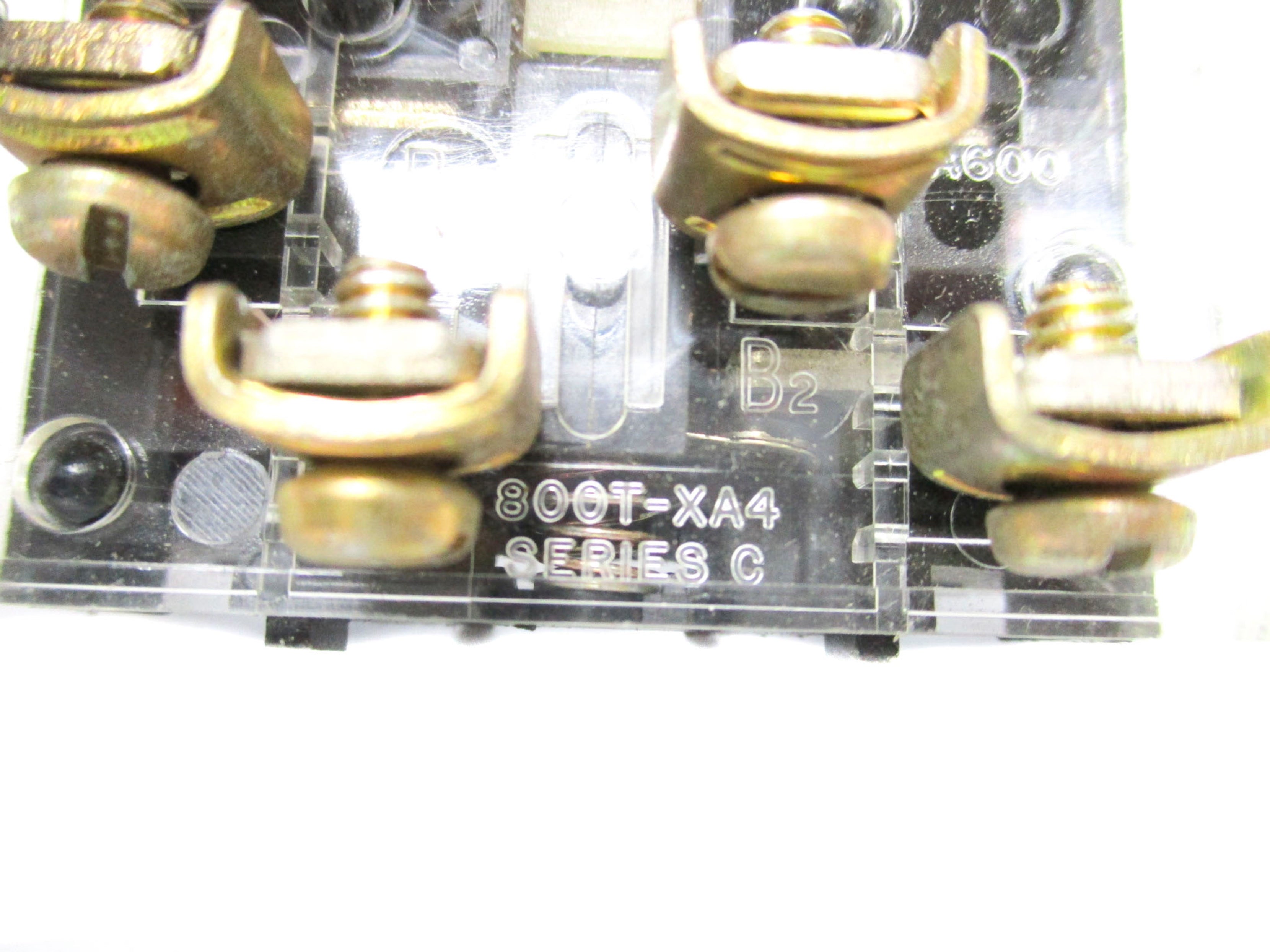 ALLEN BRADLEY 800T-XA4 SER. C NSNP