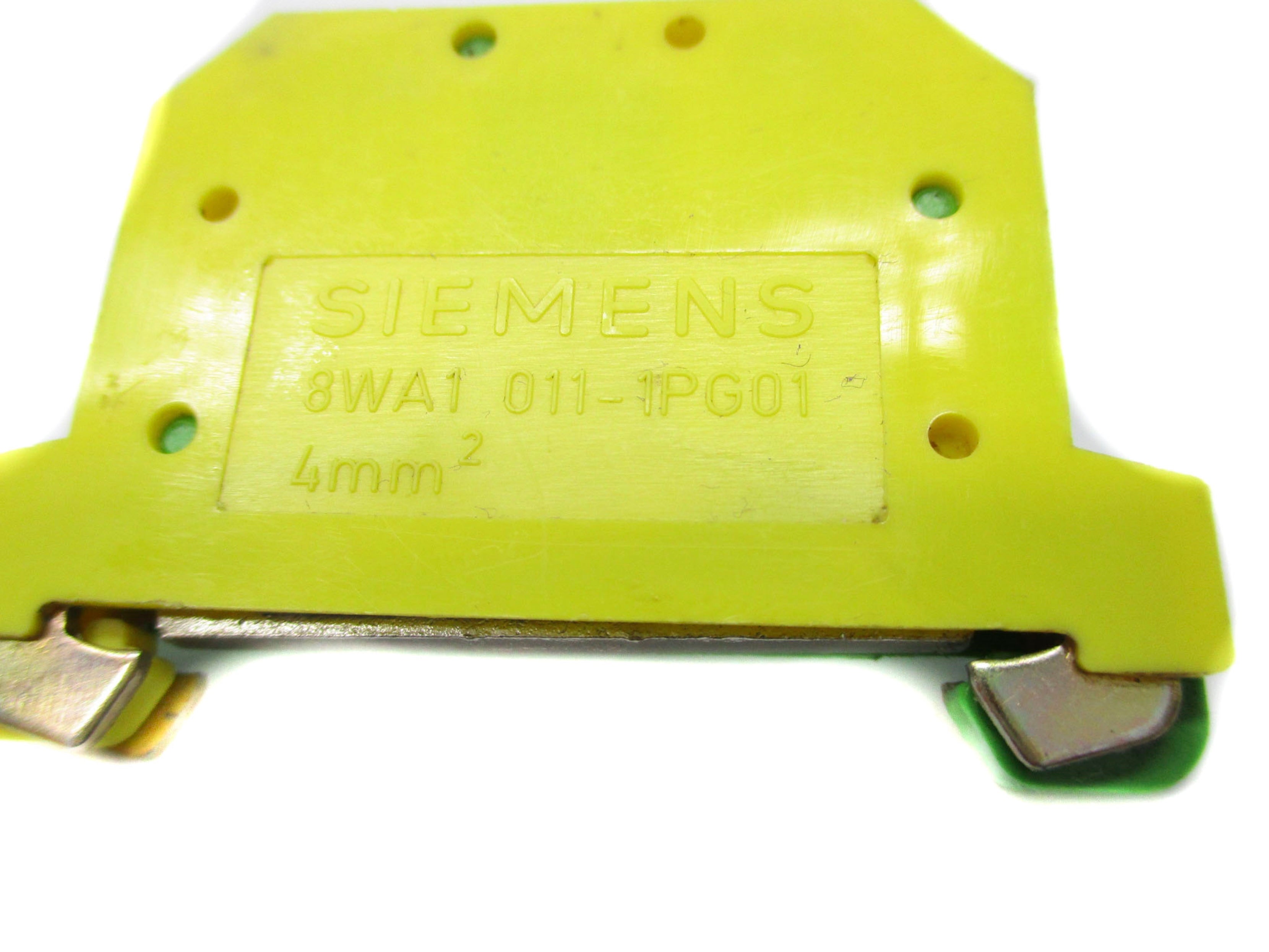 SIEMENS 8WA1-011-1PG01 UNMP