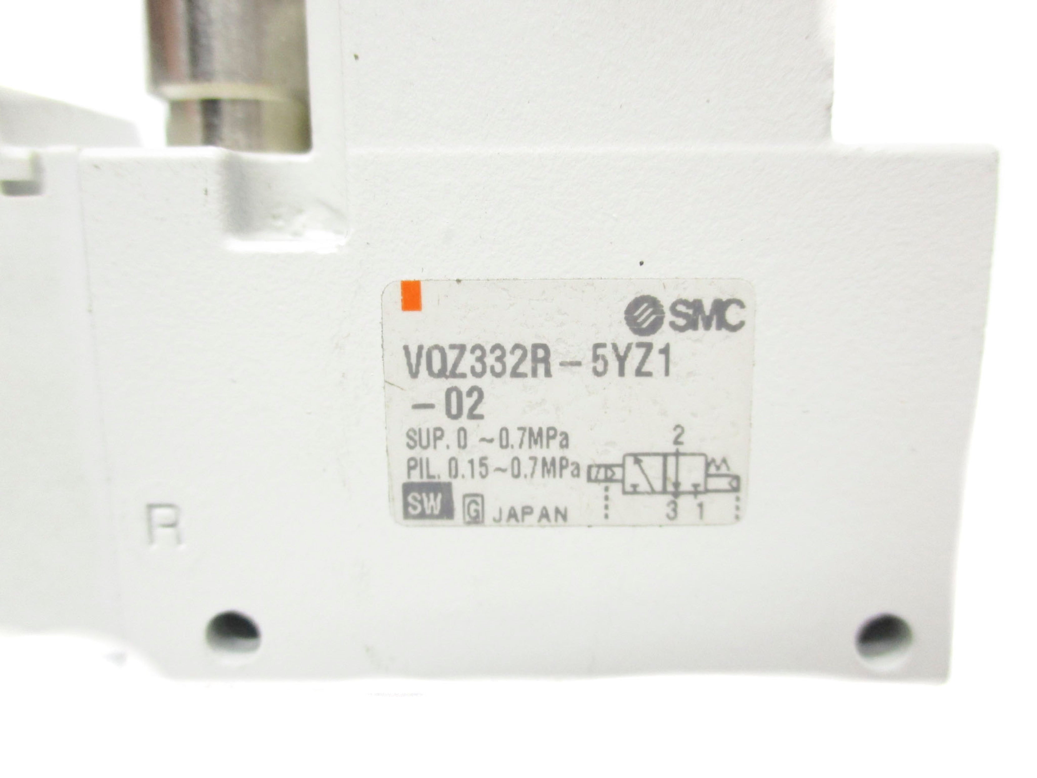 SMC VQZ332R-5YZ1 UNMP