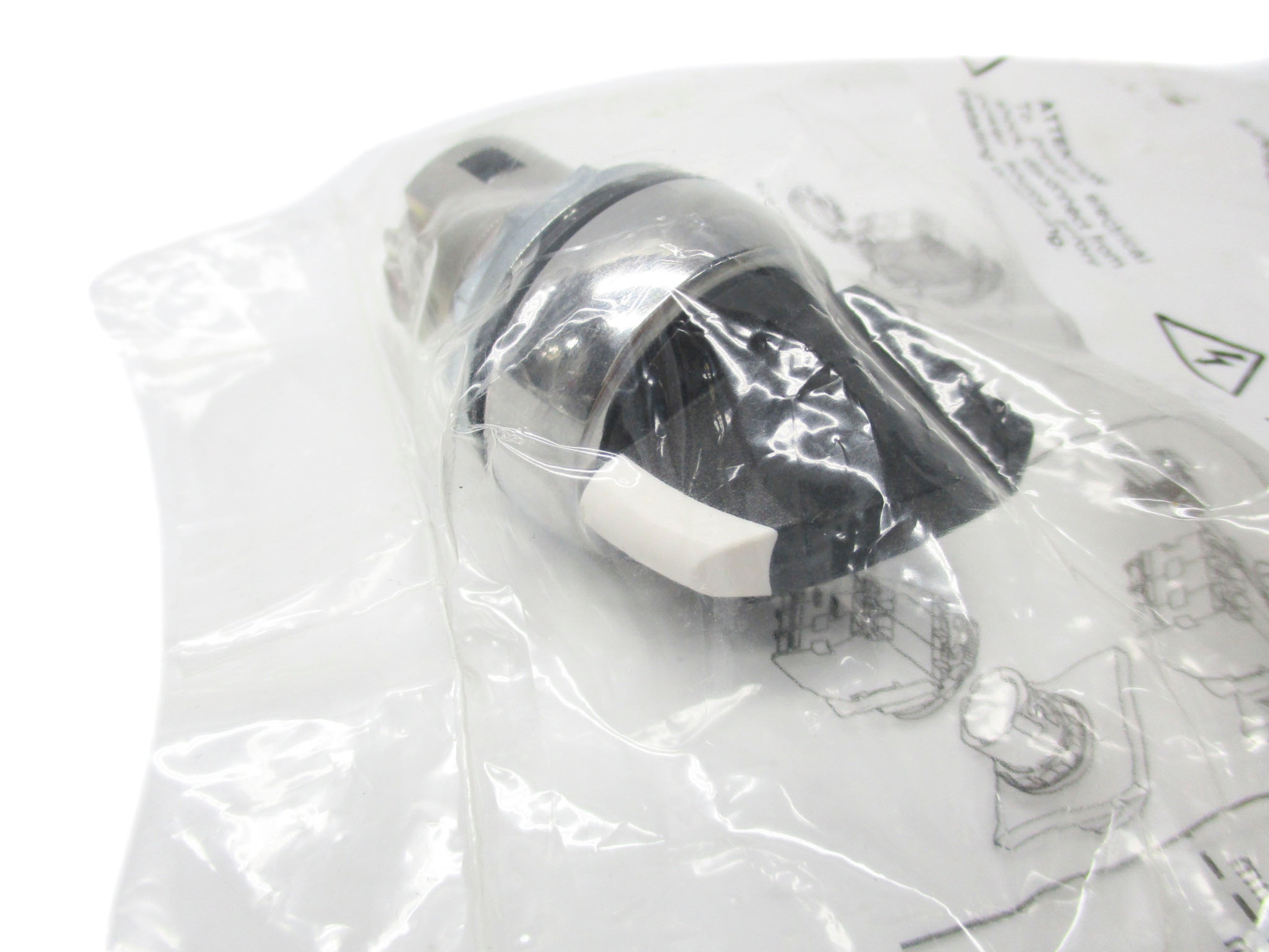 INDUSTRIAL SPARE PART 800FM-8M32 SER. A NSMP