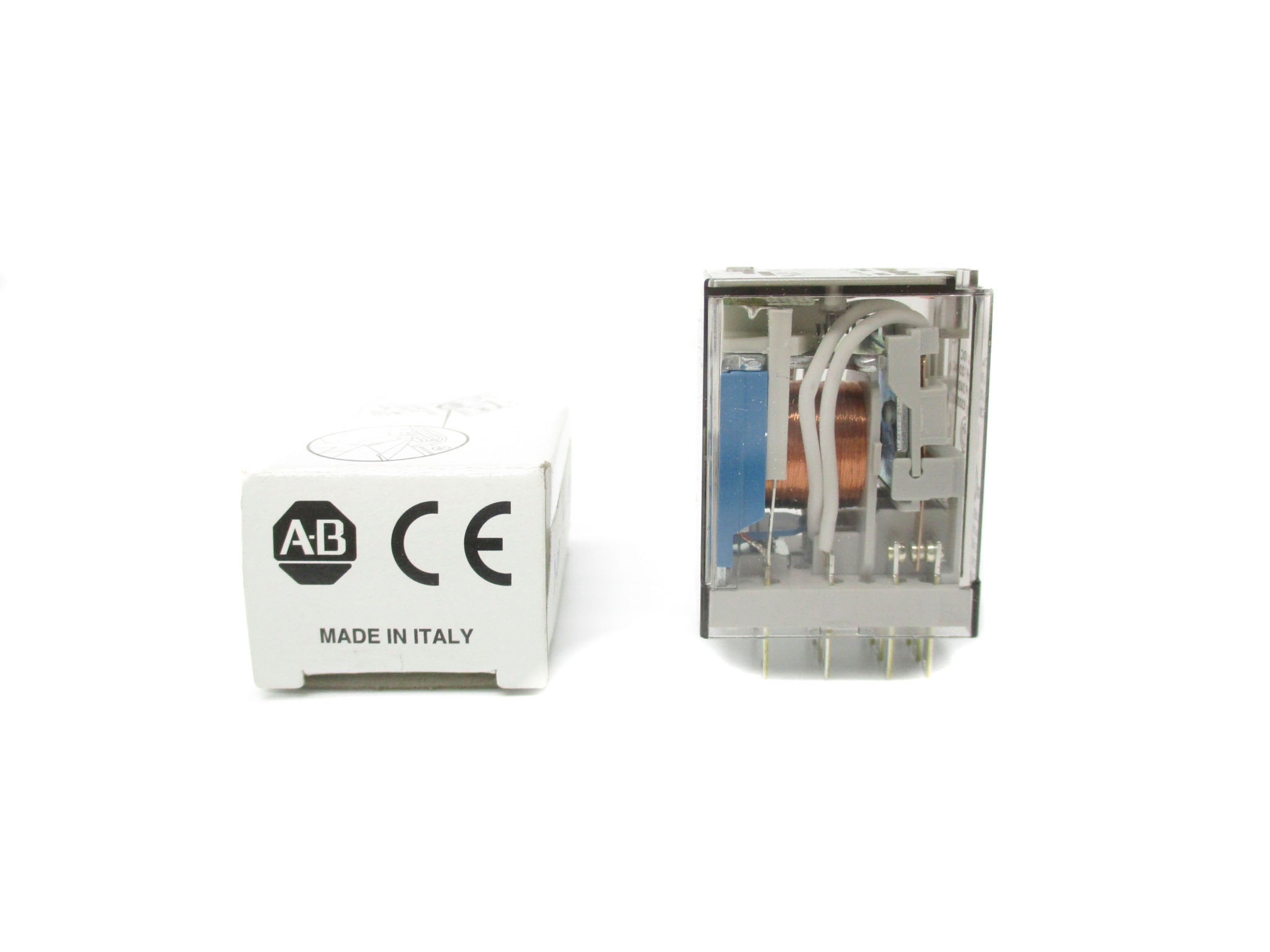 ALLEN BRADLEY 700-HC24Z24-4 SER. D 24V (WH) NSMP