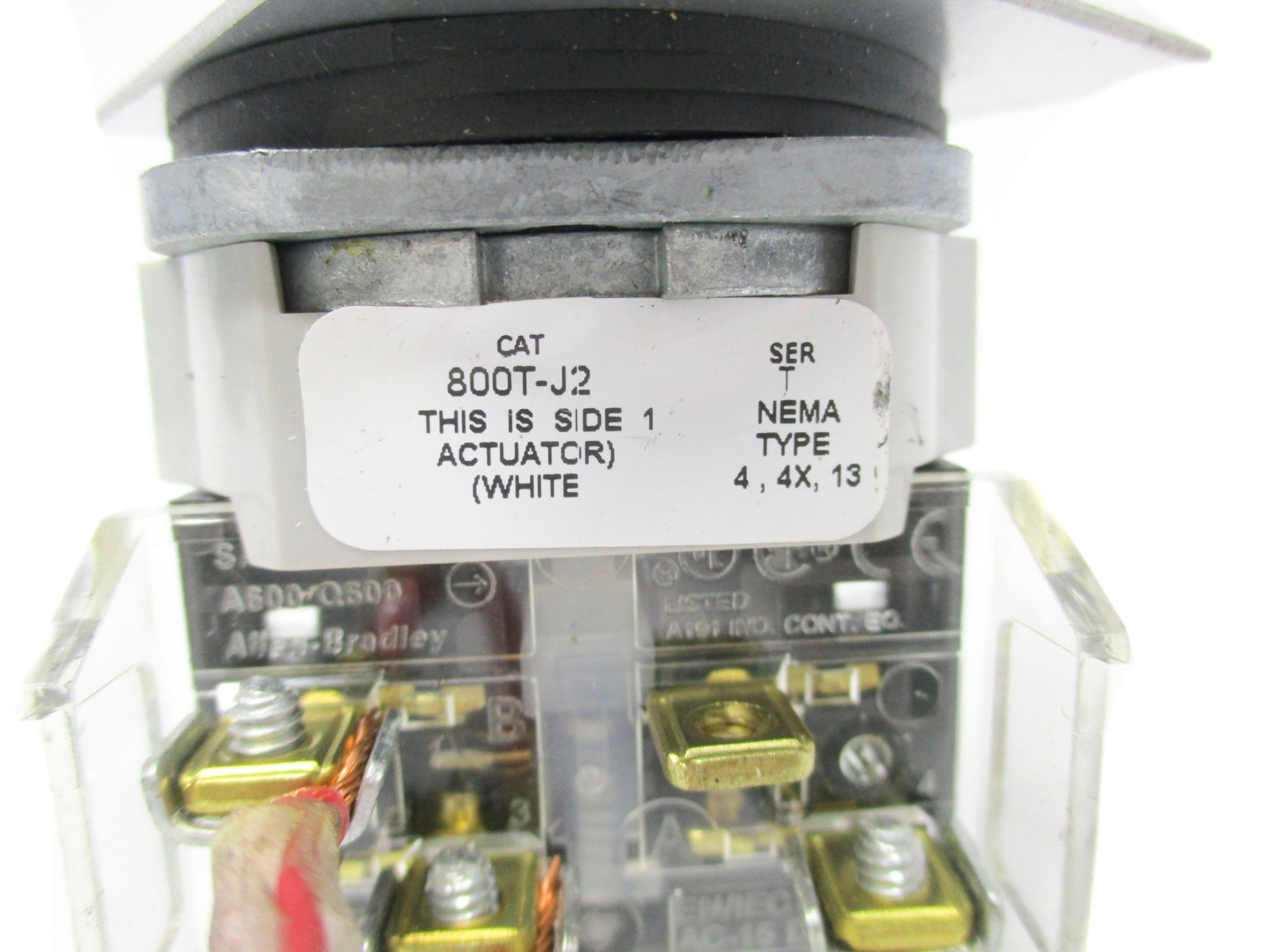 ALLEN BRADLEY 800T-J2 SER. T UNMP