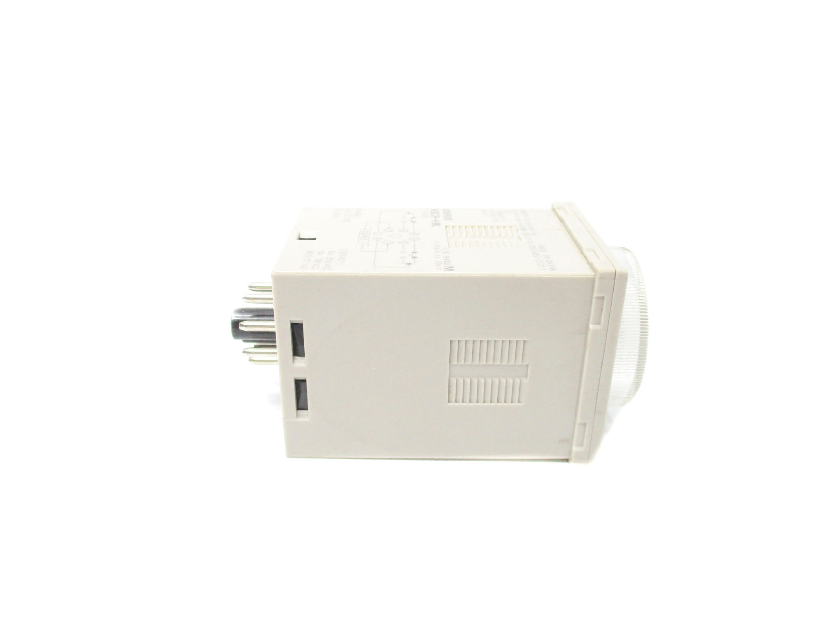 OMRON H3CR-H8L 24VDC/AC UNMP