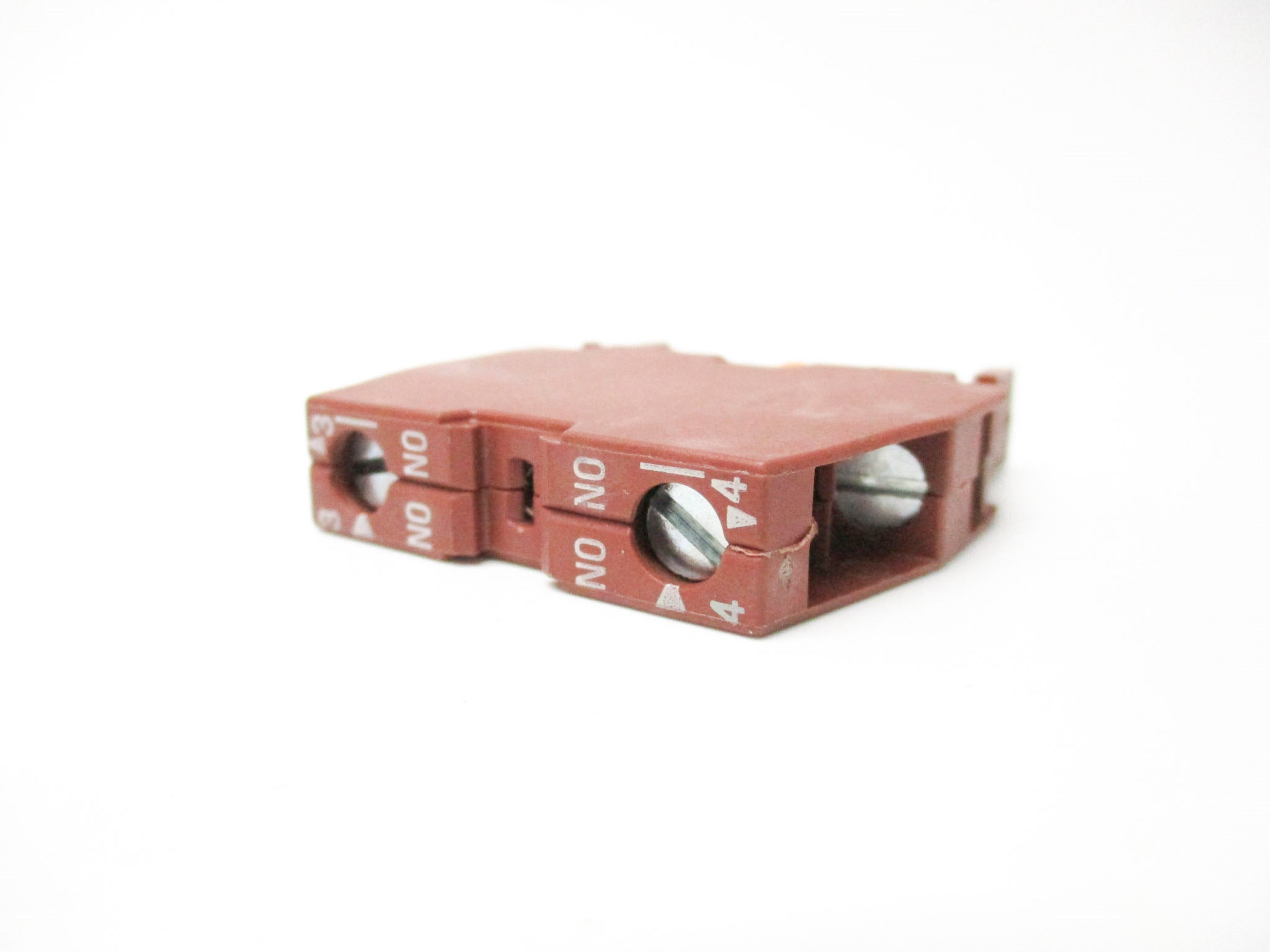 SIEMENS 3SB1400-0J NSNP
