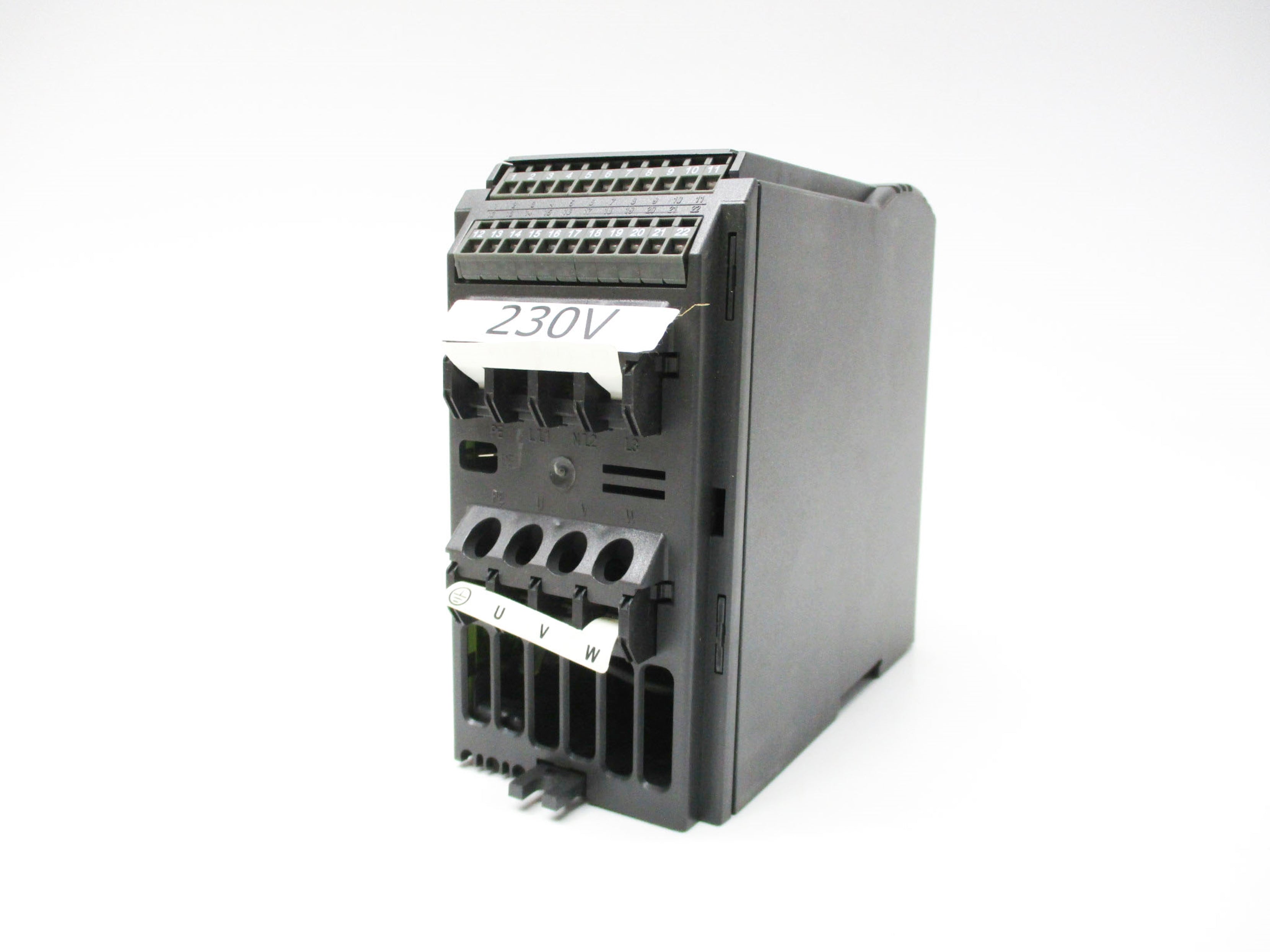 SIEMENS 6SE3213-6BA40 NSMP