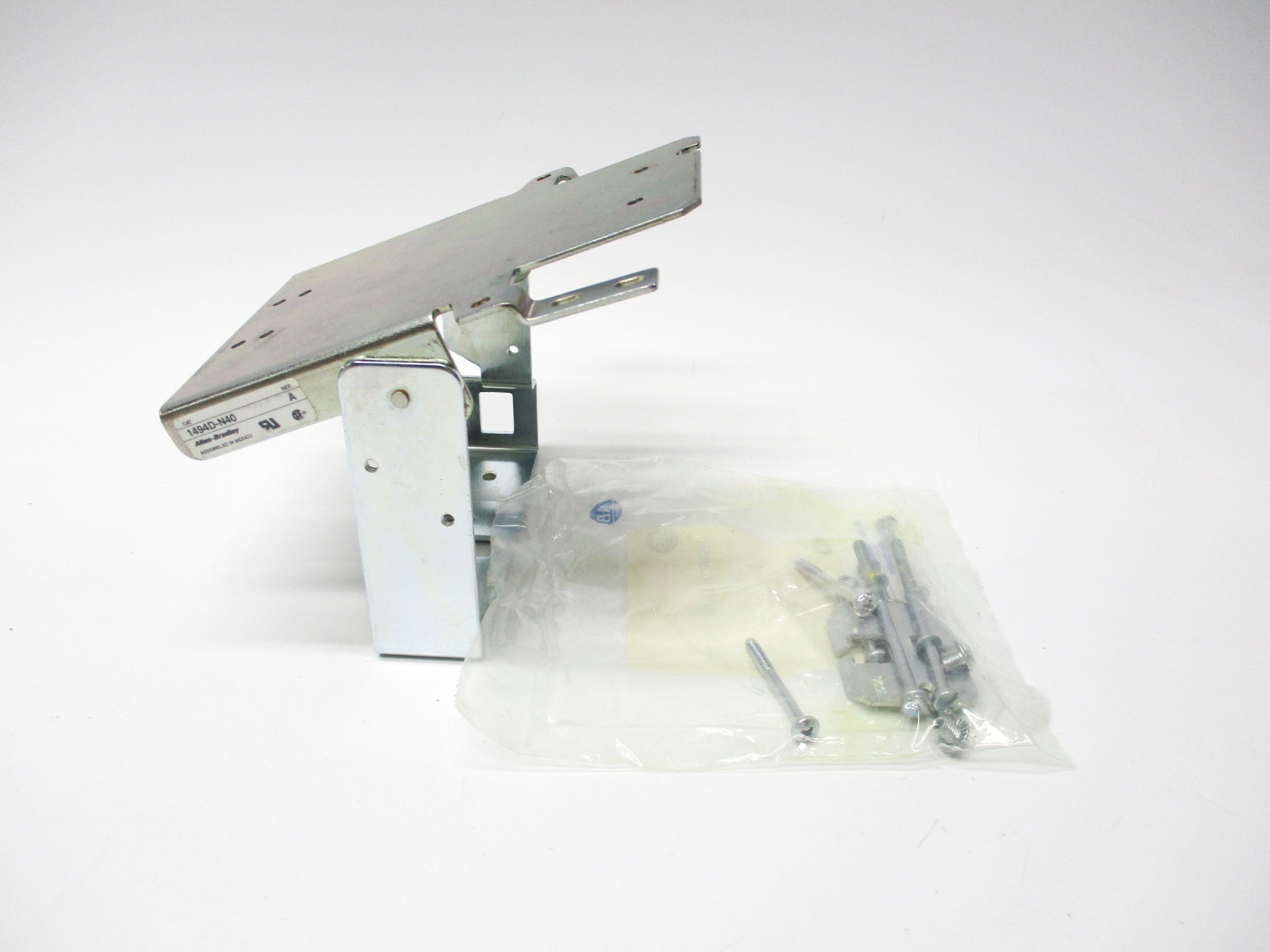 ALLEN BRADLEY 1494D-N40 SER. A (BR/WH) NSMP