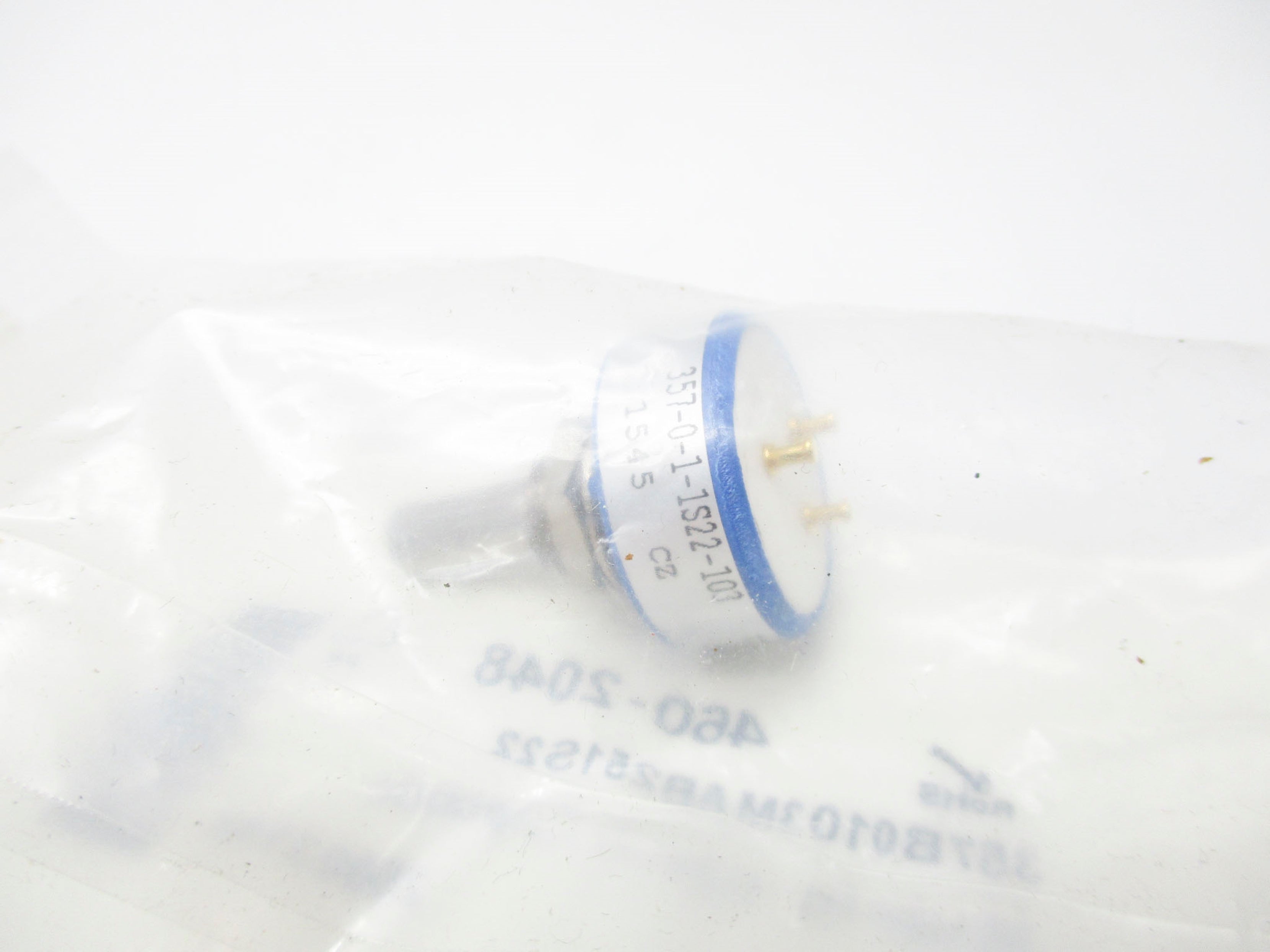 VISHAY 357B0103MAB251S22 NSMP