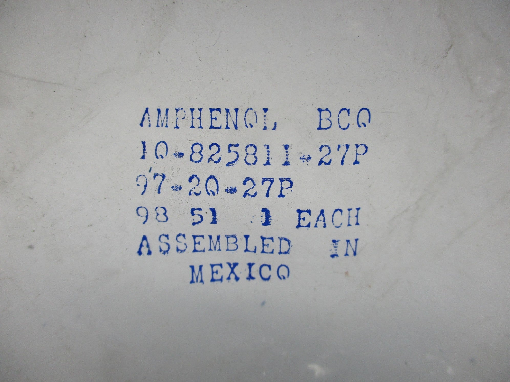 AMPHENOL  10-825811-27P NSNP