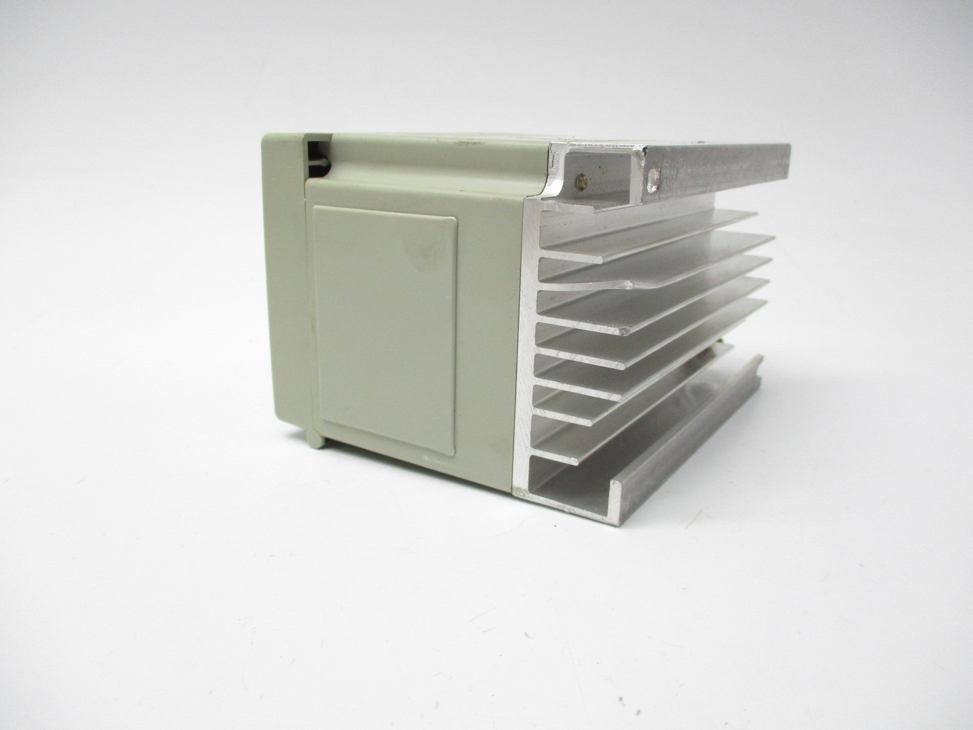 SUMITOMO SF3202-A20-W UNMP