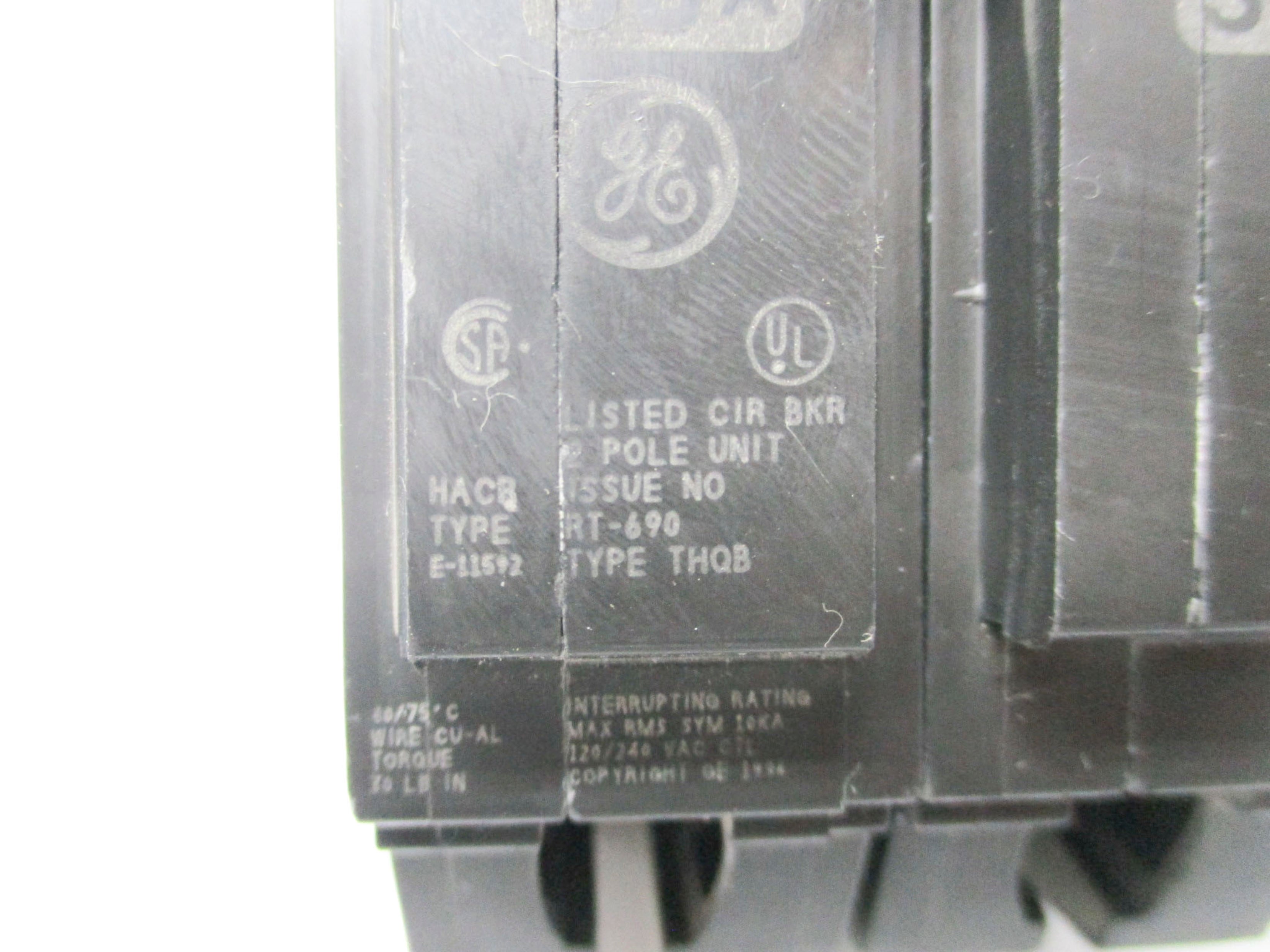 GENERAL ELECTRIC THQB-230 120/240V 30A UNMP