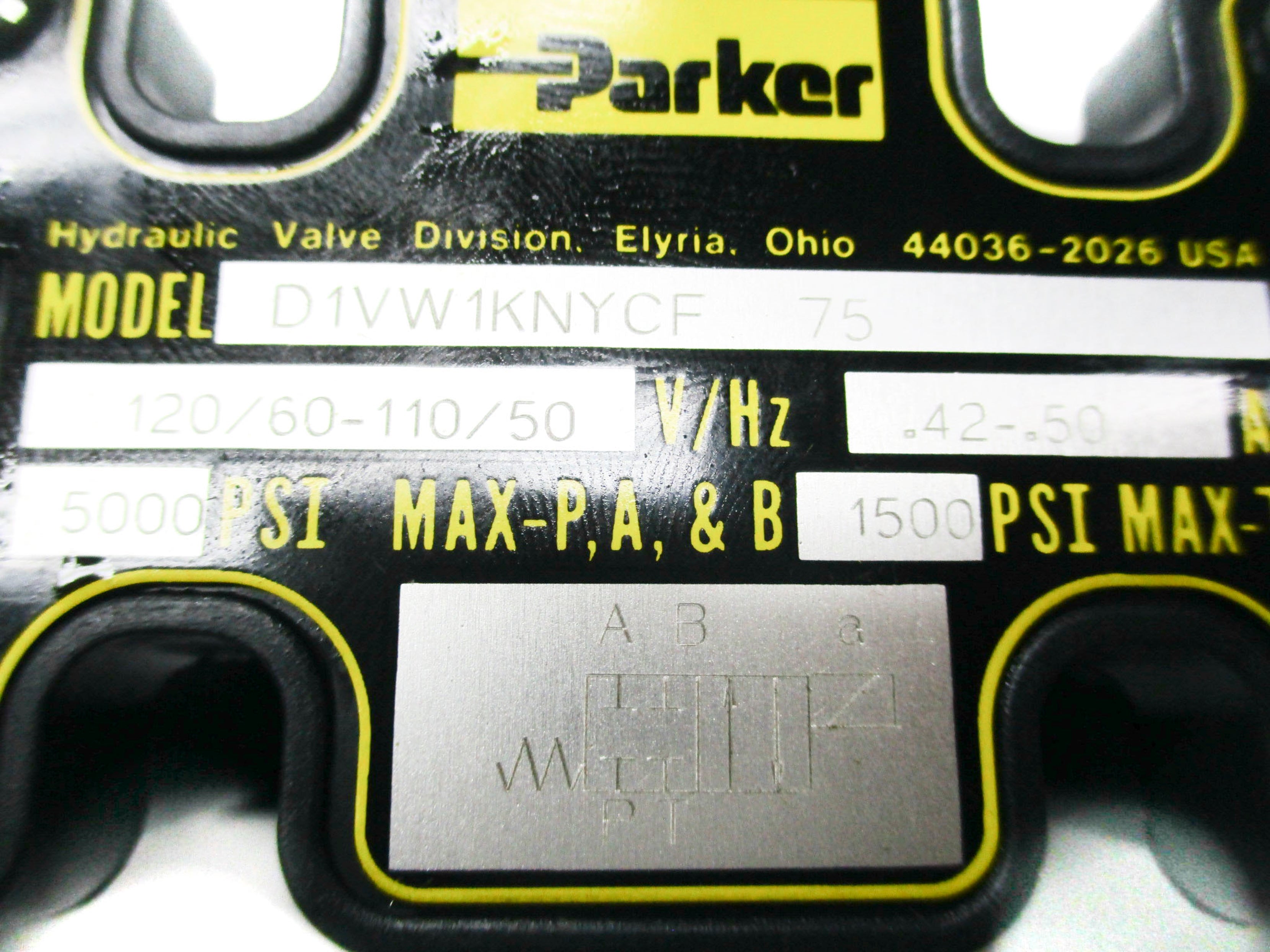 PARKER D1VW1KNYCF-75 5000 PSI 110-120V NSMP
