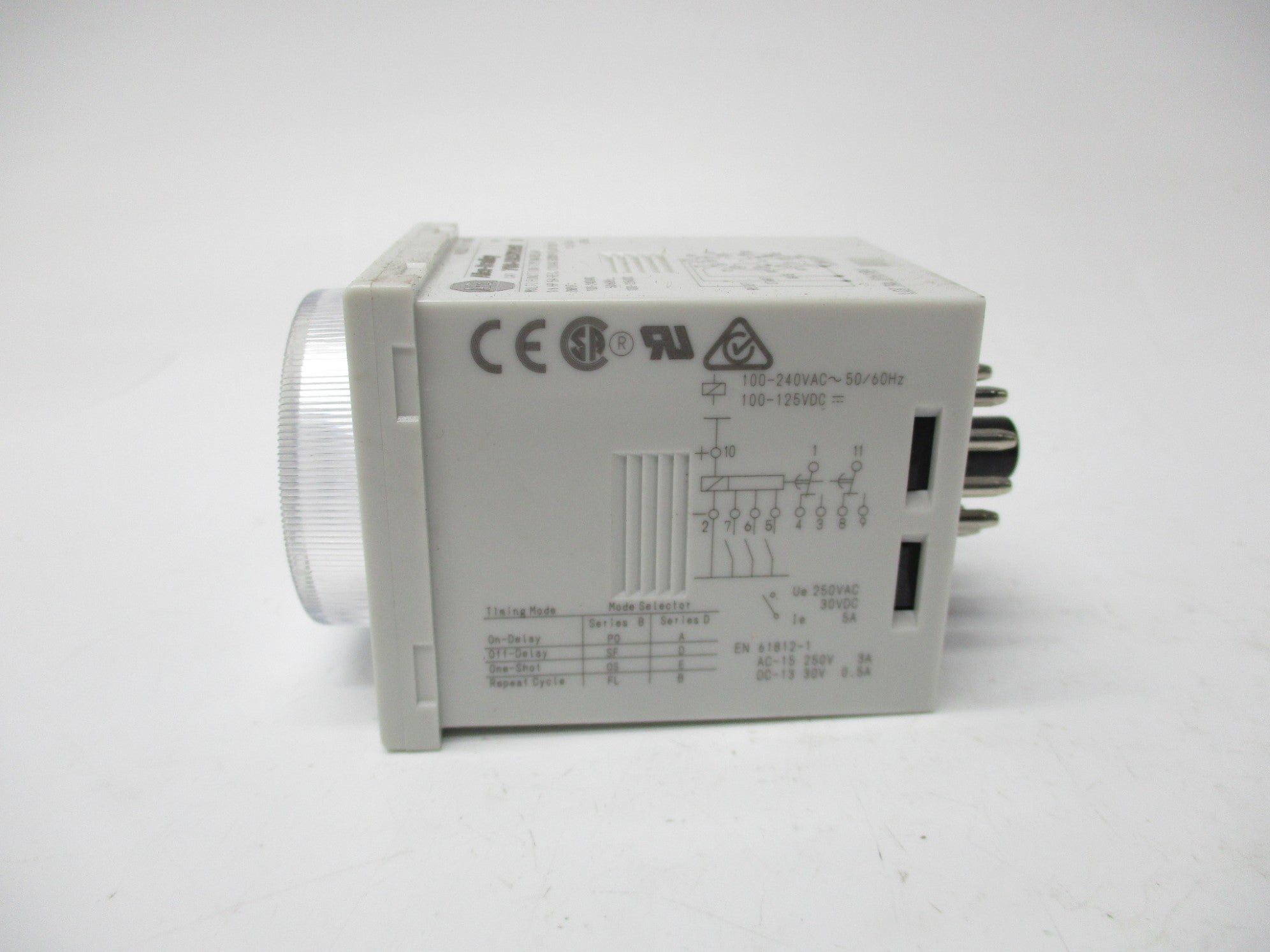 ALLEN BRADLEY 700-HR52TA17 SER. D 100-240VAC 0-1.2MIN NSNP