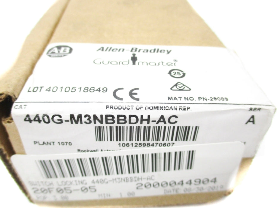 ALLEN BRADLEY 440G-M3NBBDH-AC SER. A NSMP