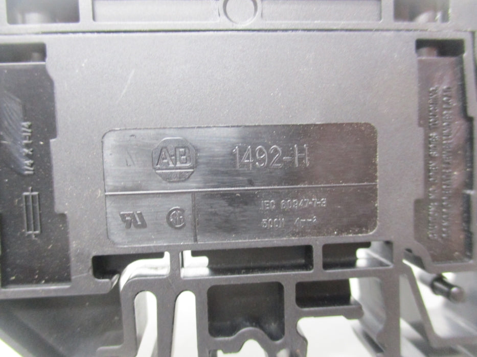 ALLEN BRADLEY 1492-H 100-300VAC NSNP