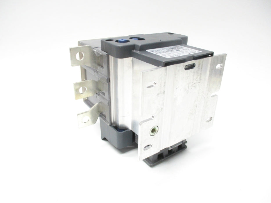SCHNEIDER ELECTRIC LC1F225 600VAC NSNP