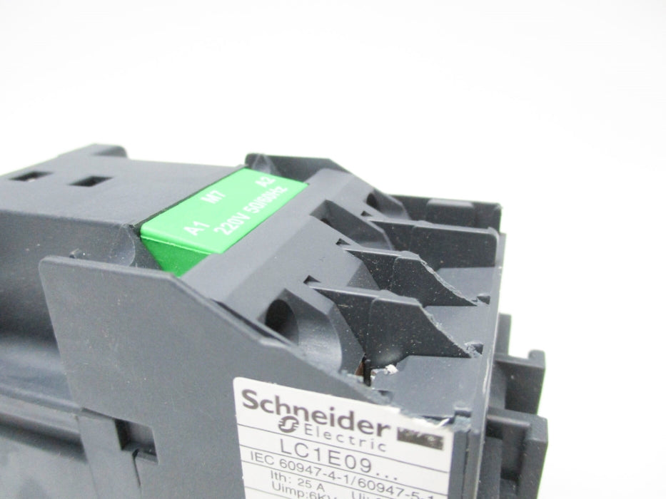 SCHNEIDER ELECTRIC LC1E0901M7 230V (AS PICTURED) NSNP