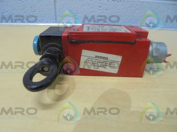 HONEYWELL  CLSB4A-1  CABLE PULL LIMIT SWITCH  UNMP