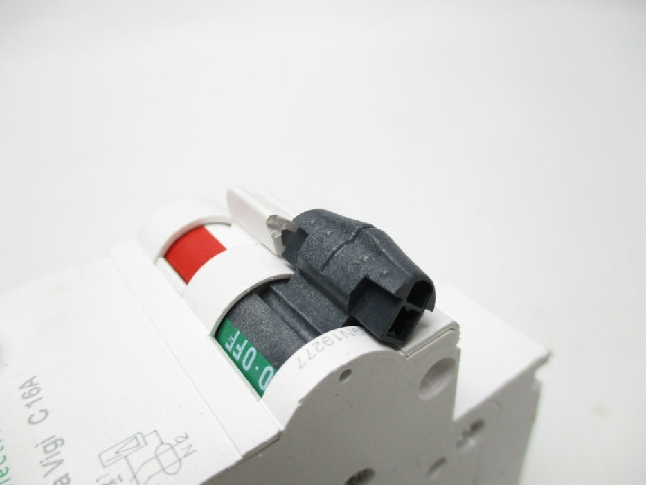 SCHNEIDER ELECTRIC A9N19277 230V (AS PICTURED) UNMP
