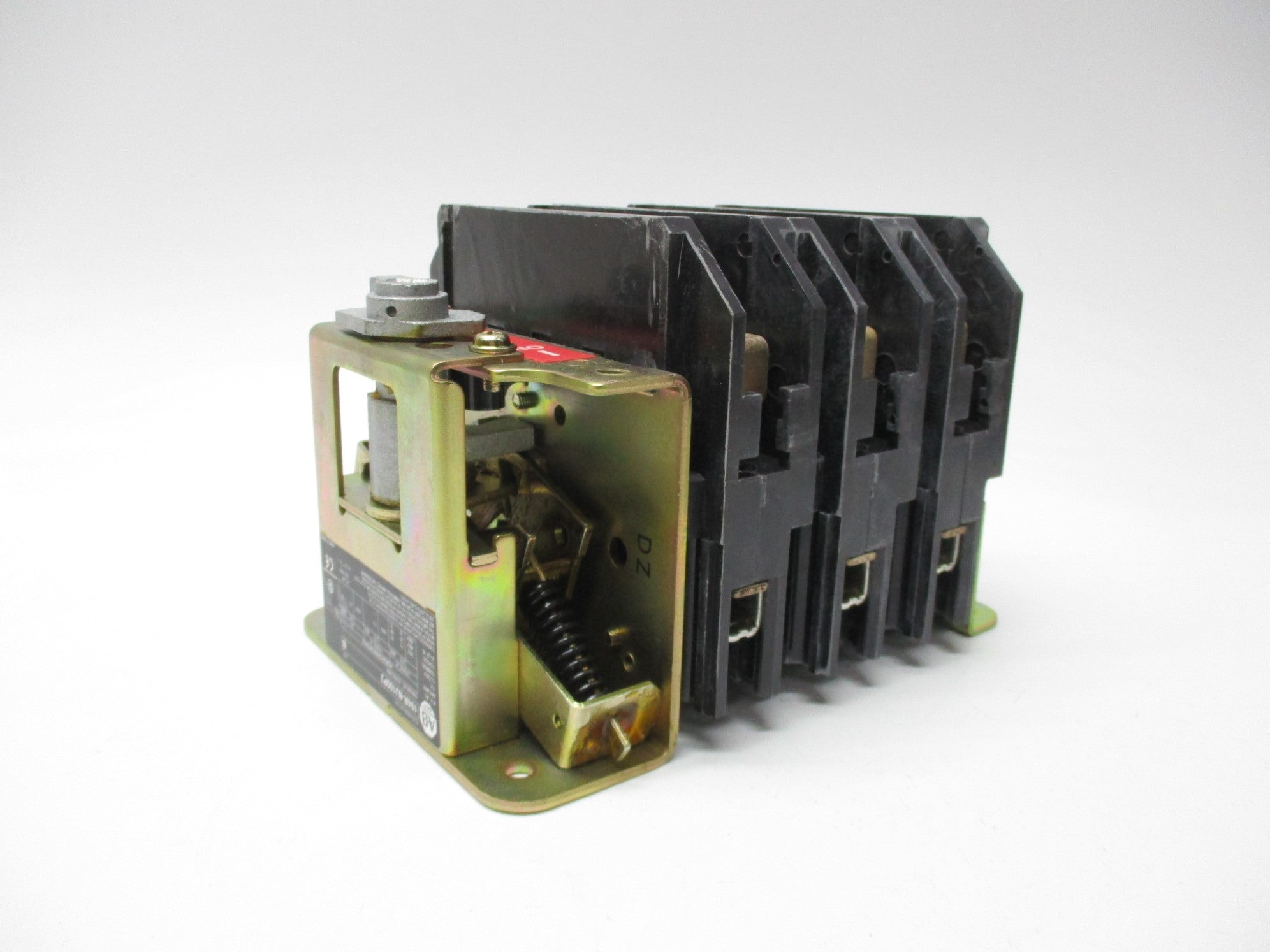 ALLEN BRADLEY 194R-NJ100P3 SER. B (BR/WH) NSMP