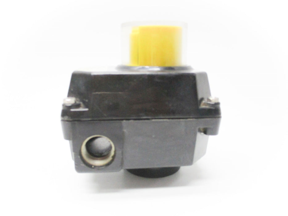 SENITEC AAEAA-21110 125/250VAC UNMP