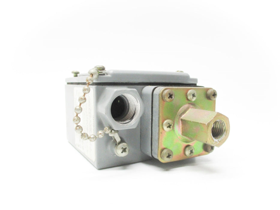 SQUARE D 9012GAW5 SER. C 150PSI UNMP