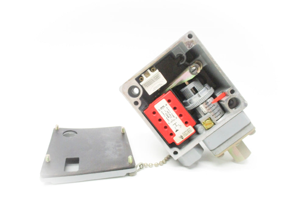 SQUARE D 9012GAW5 SER. C 150PSI UNMP