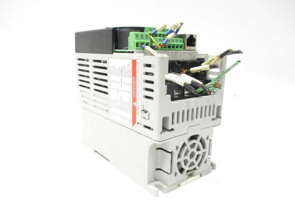 ALLEN BRADLEY 22A-D2P3N104 SER. A F/W 5.01 308-480V 3.2A UNMP