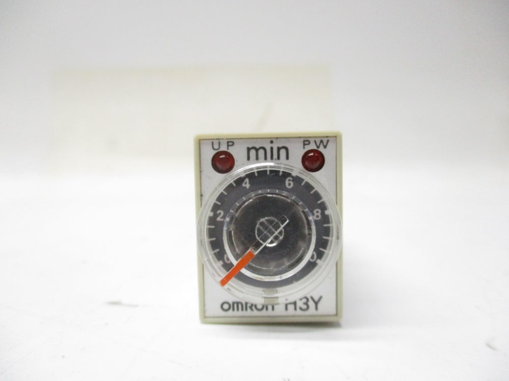 OMRON H3Y-4-Z  24VDC 3A 0-10MIN UNMP