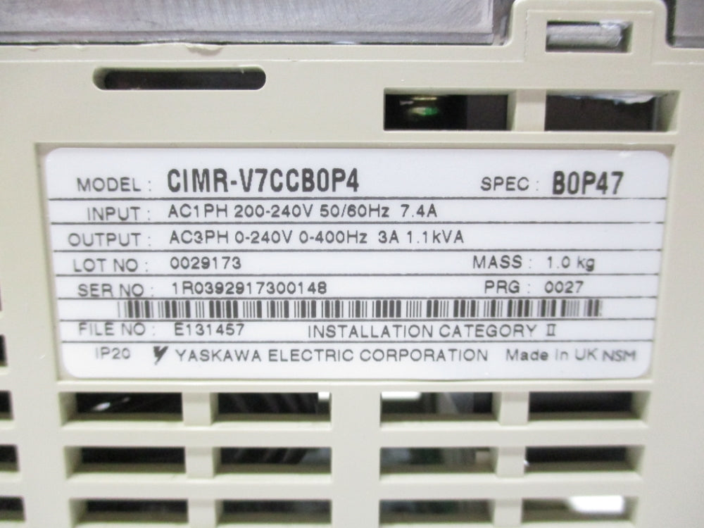 YASKAWA CIMR-V7CCB0P4 UNMP