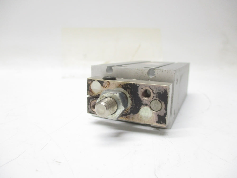 SMC CDUK25-50D 100PSI UNMP