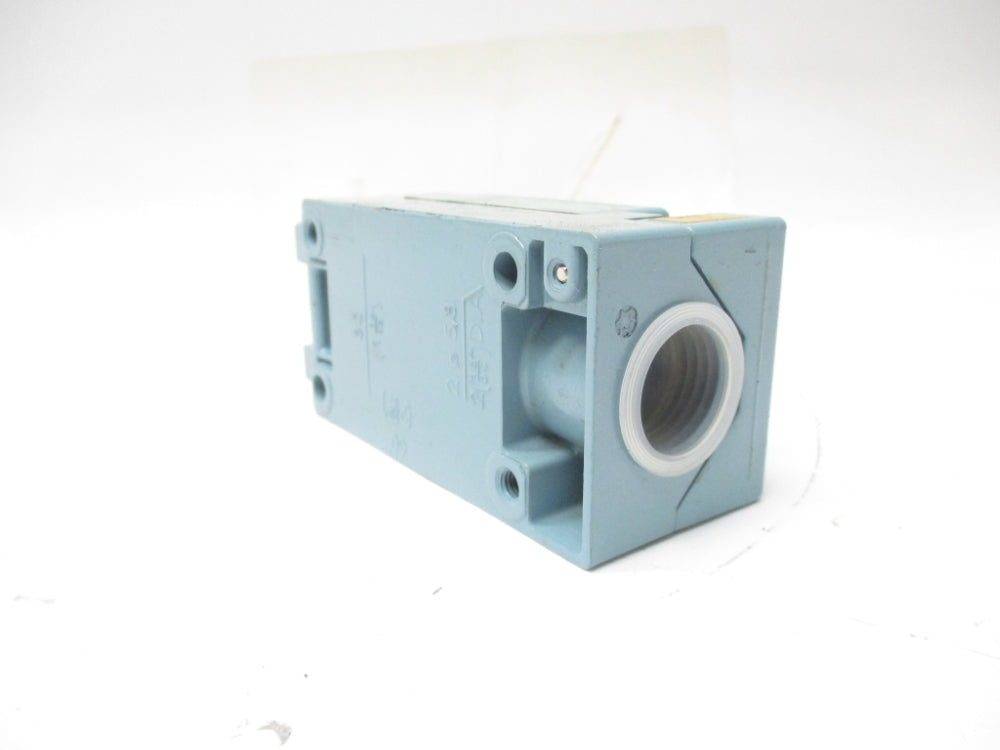TELEMECANIQUE ZCK-J11H7 NSNP