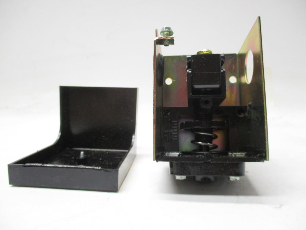 ROBERTSHAW R471-139-10 2-25PSI 20A 480VAC NSNP