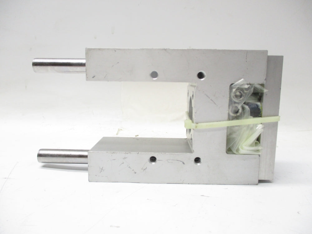 FESTO FENG-32-30-23320585 (AS PICTURED) NSNP
