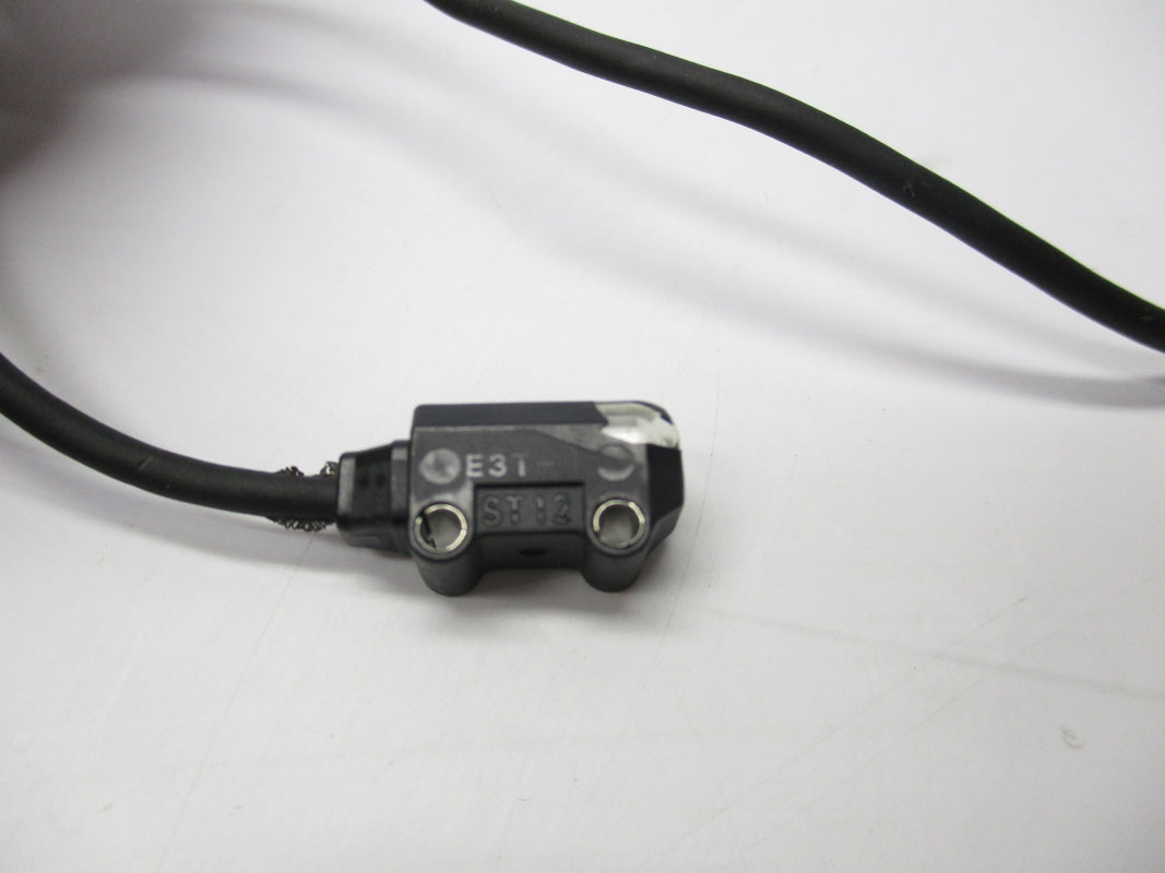 OMRON E3T-ST12 UNMP