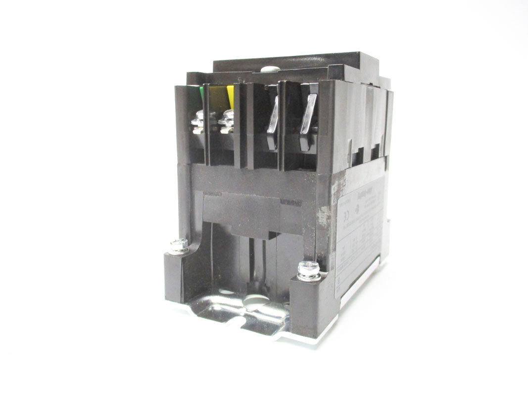 ALLEN BRADLEY 700-R110A1 SER. B 5A 110/115-120V UNMP