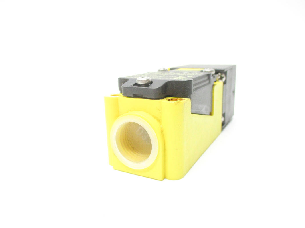 TURCK NI35-CP40-FZ3X2 20-250VAC UNMP