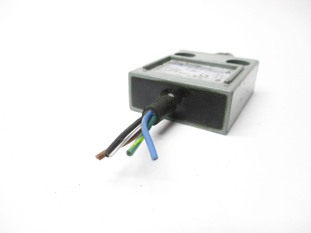 ALLEN BRADLEY 802B-CSADBSXD4 SER. A 250VAC 3A UNMP