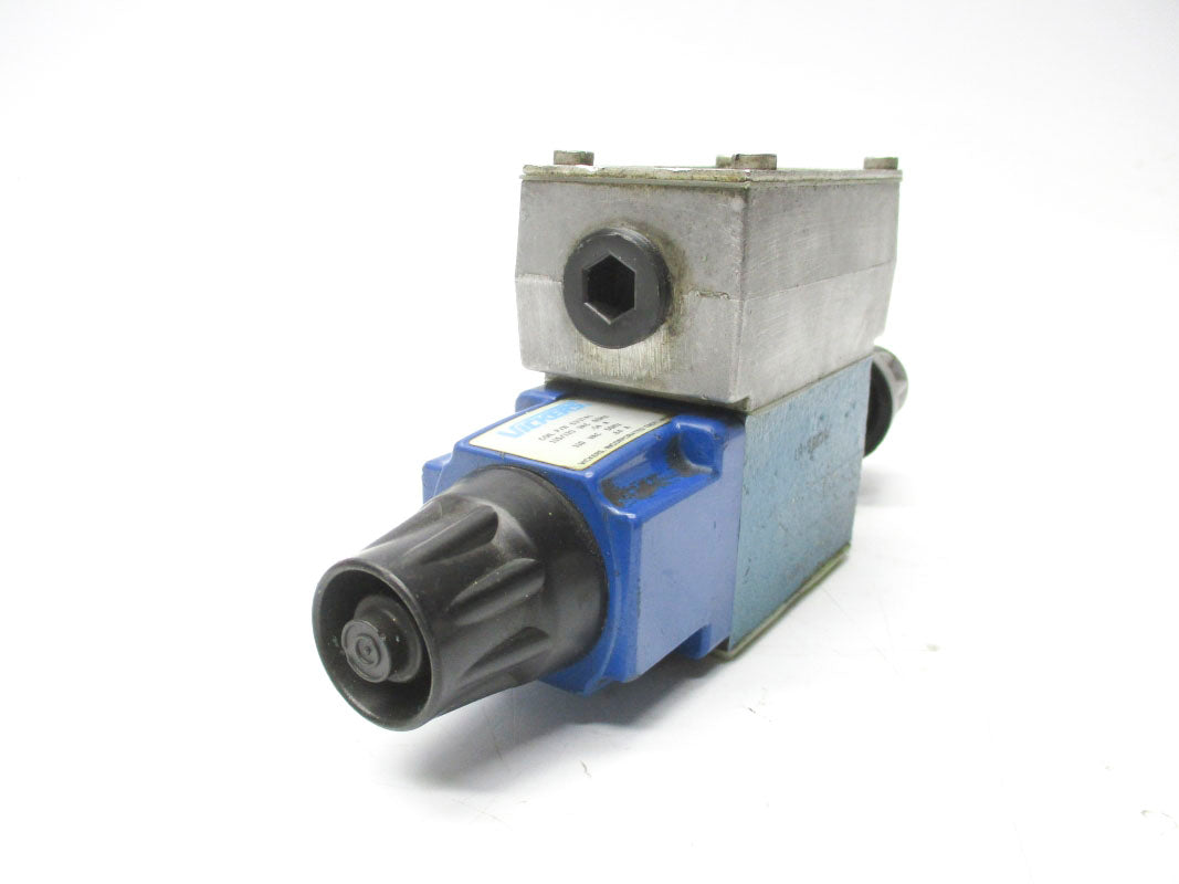 VICKERS DG4V33CMWB40 989620 5000PSI UNMP