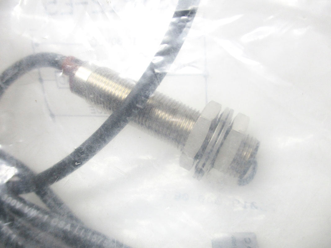 ALLEN BRADLEY 872C-D3NP12-E5 SER. C 10-30VDC NSMP