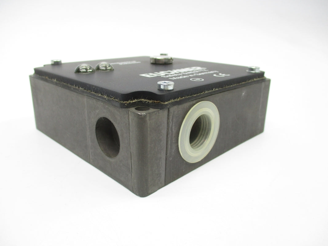 EUCHNER TZ1RE024M 082051 4A 250V NSMP