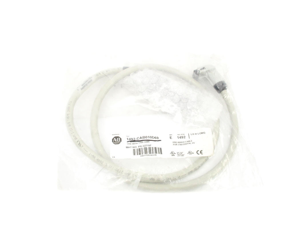 ALLEN BRADLEY 1492-CAB010D69 SER. E 1M NSMP