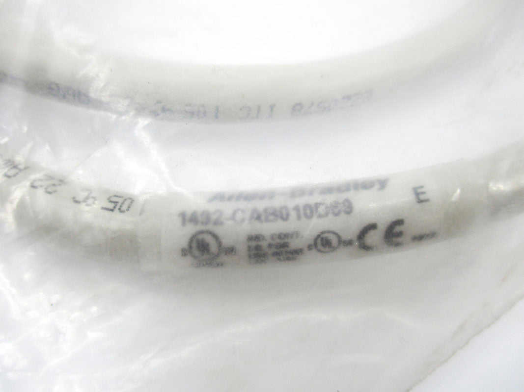 ALLEN BRADLEY 1492-CAB010D69 SER. E 1M NSMP