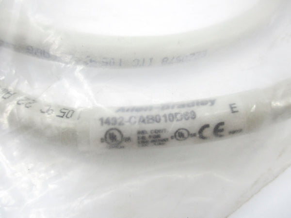 ALLEN BRADLEY 1492-CAB010D69 SER. E 1M NSMP