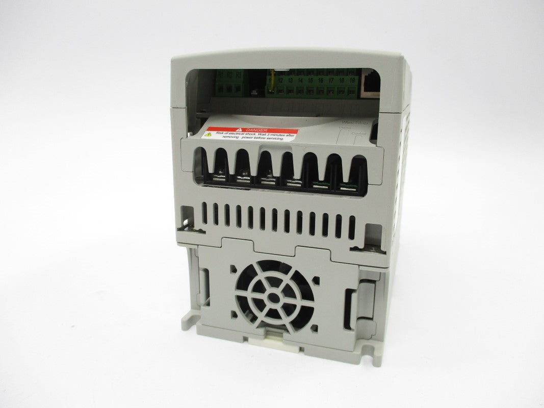 ALLEN BRADLEY 22B-D6P0N104 SER. A F/W 6.02 380-480V 7.5A NSMP