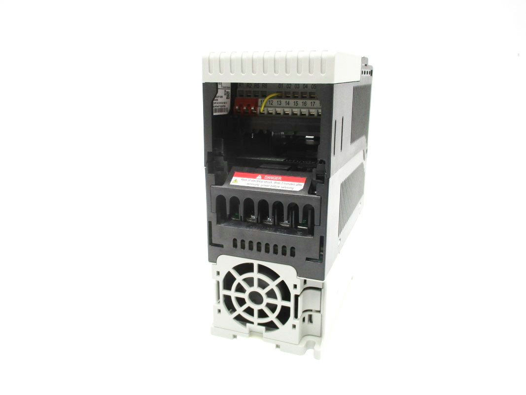 ALLEN BRADLEY 25B-D6P0N104 SER. A F/W 5.002 323-528V 9.0A NSMP