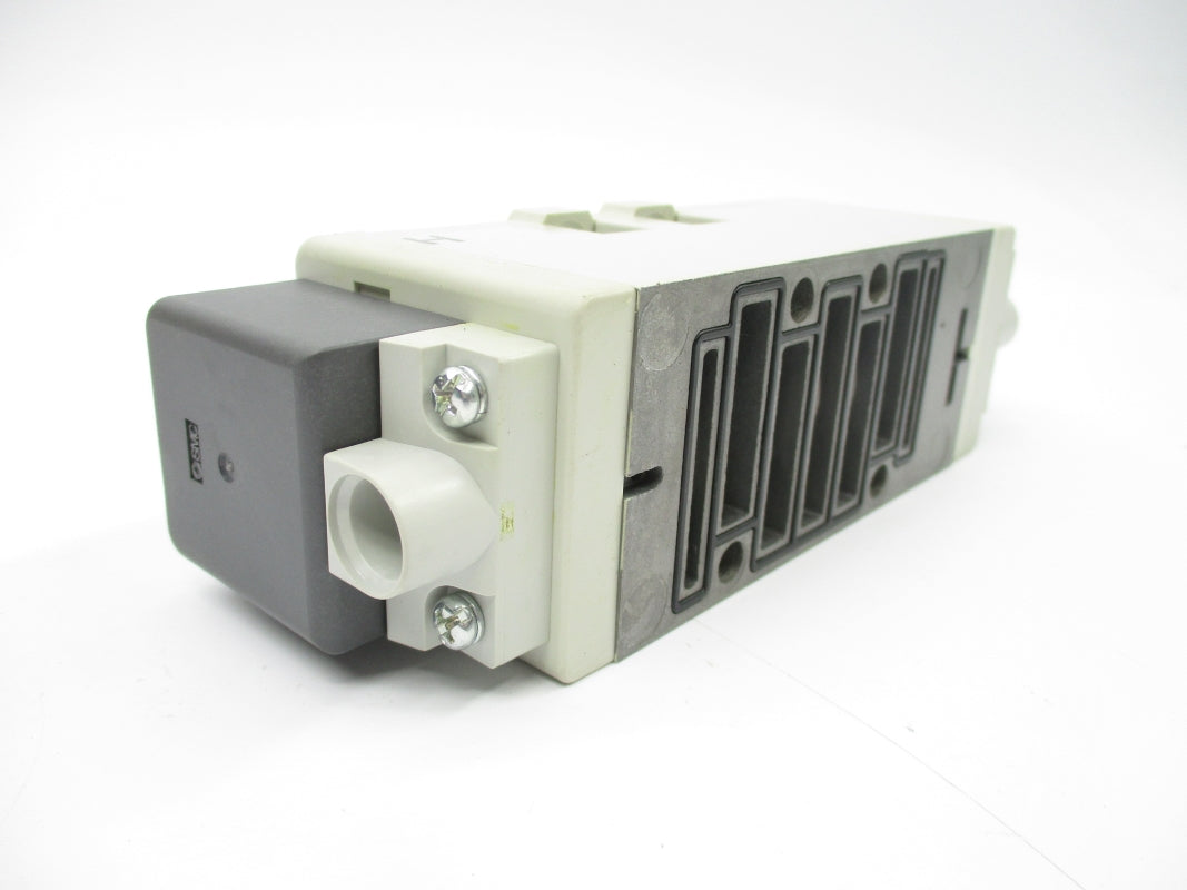 SMC VQ7-8-FHG-D-3Z 24VDC UNMP